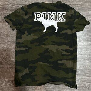 WOMENS CAMOFLOUGE VS PINK TEE SIZE X2
